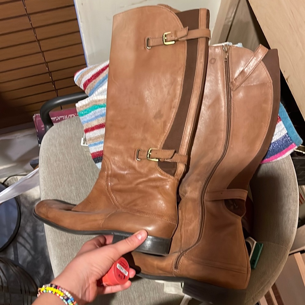 Naturalizer Leather Boots used